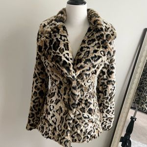 GUESS Leopard faux fur jacket size small